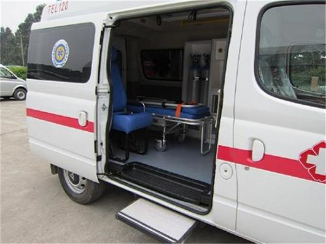 合阳救护车出租服务案例7